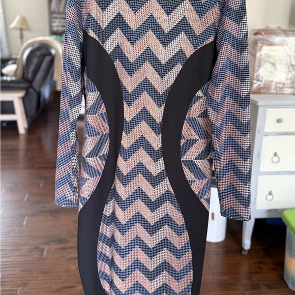 LulaRoe Chevron Long Sleeve Debbie dress, Sz XL - Picture 2 of 8